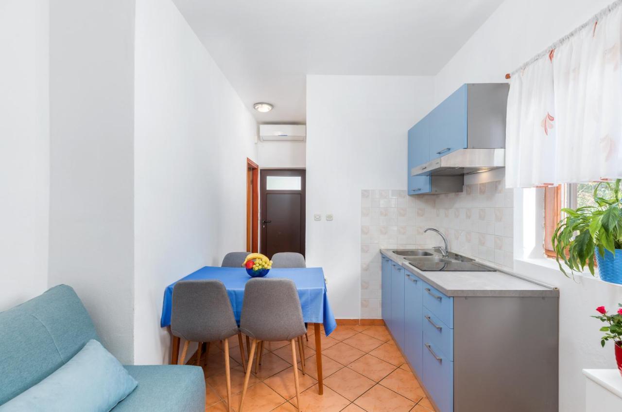 Center Of Fazana Apartments Katarina ภายนอก รูปภาพ